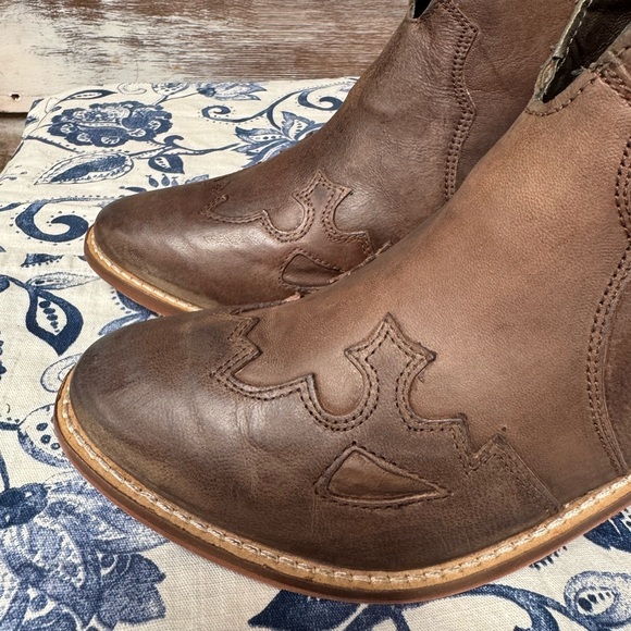 🍁NEW🍁 VOLATILE Drexel Leather Western Booties - Picture 5 of 11